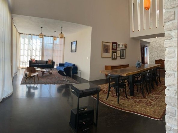 Casa cuarto secreto.12