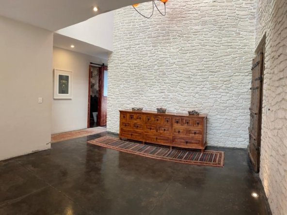 Casa cuarto secreto.16