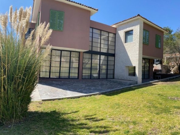 Casa cuarto secreto.2