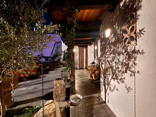 Orange House.24