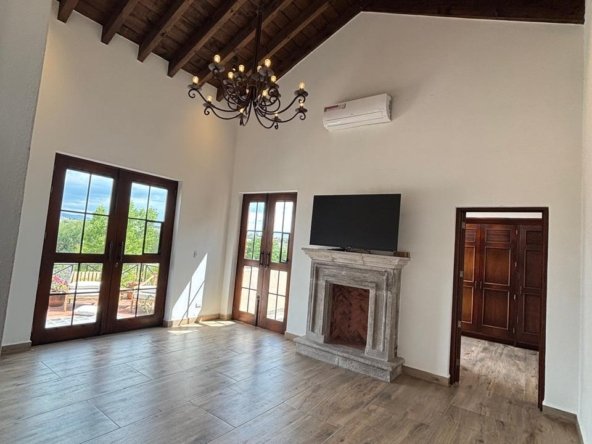 Casa Paris.12